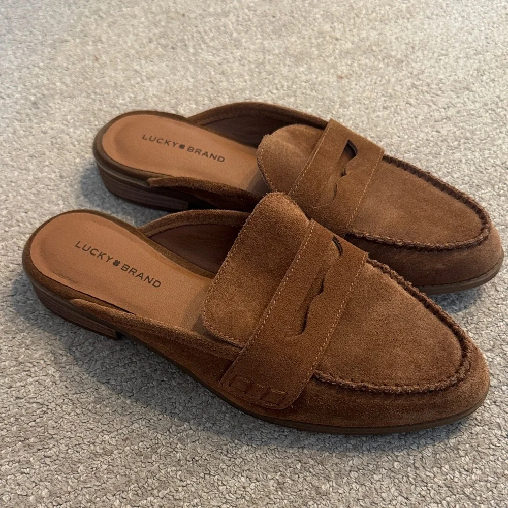 Lucky Brand Women’s  Tan Suede Slip-Ons - Picture 4 of 4